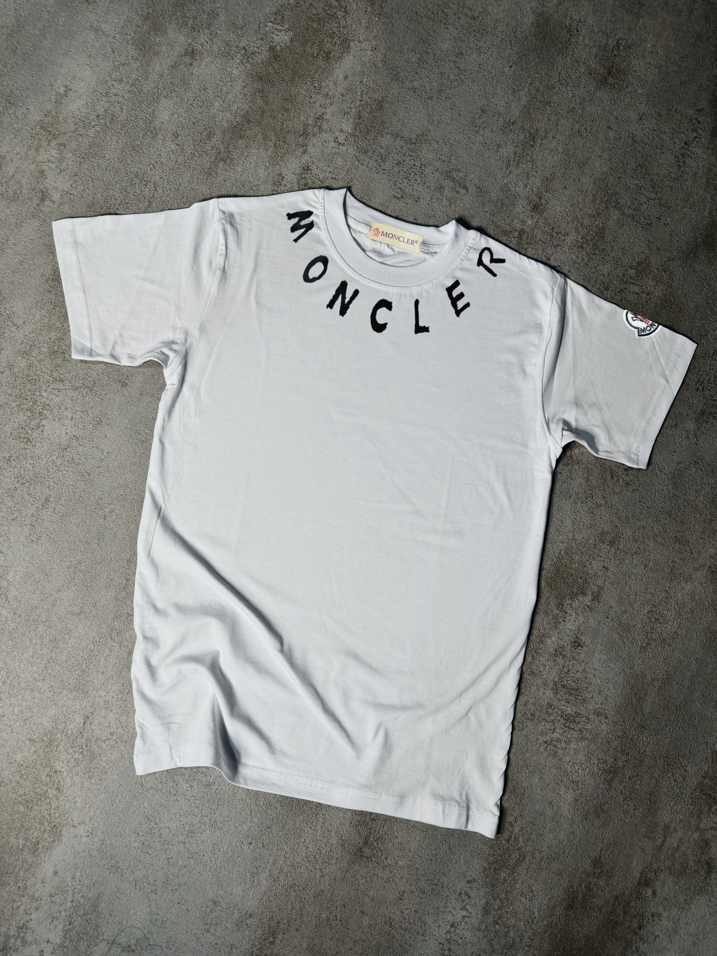 CAMISETA M0NCLER