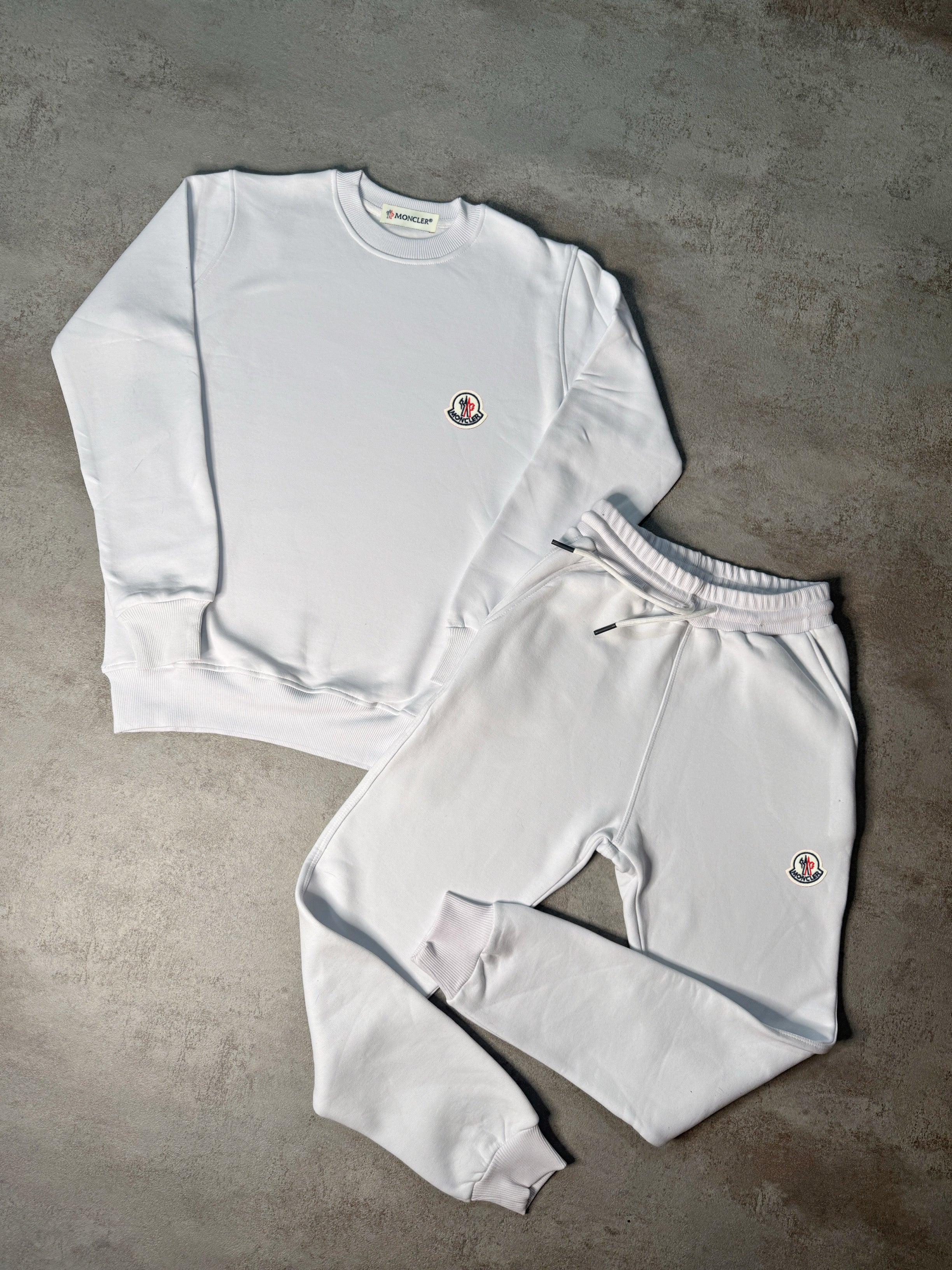CHANDAL MONCL3R