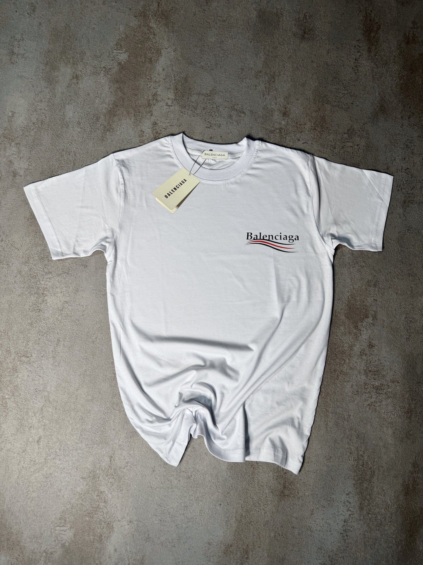 CAMISETA BALENCIAG4
