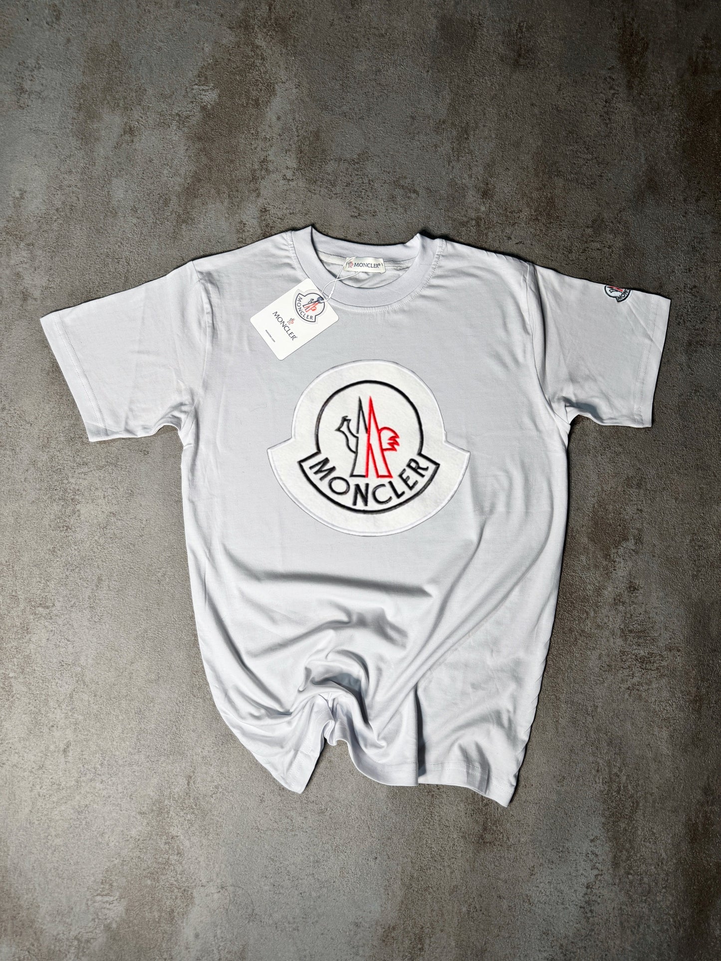 CAMISETA M0NCLER