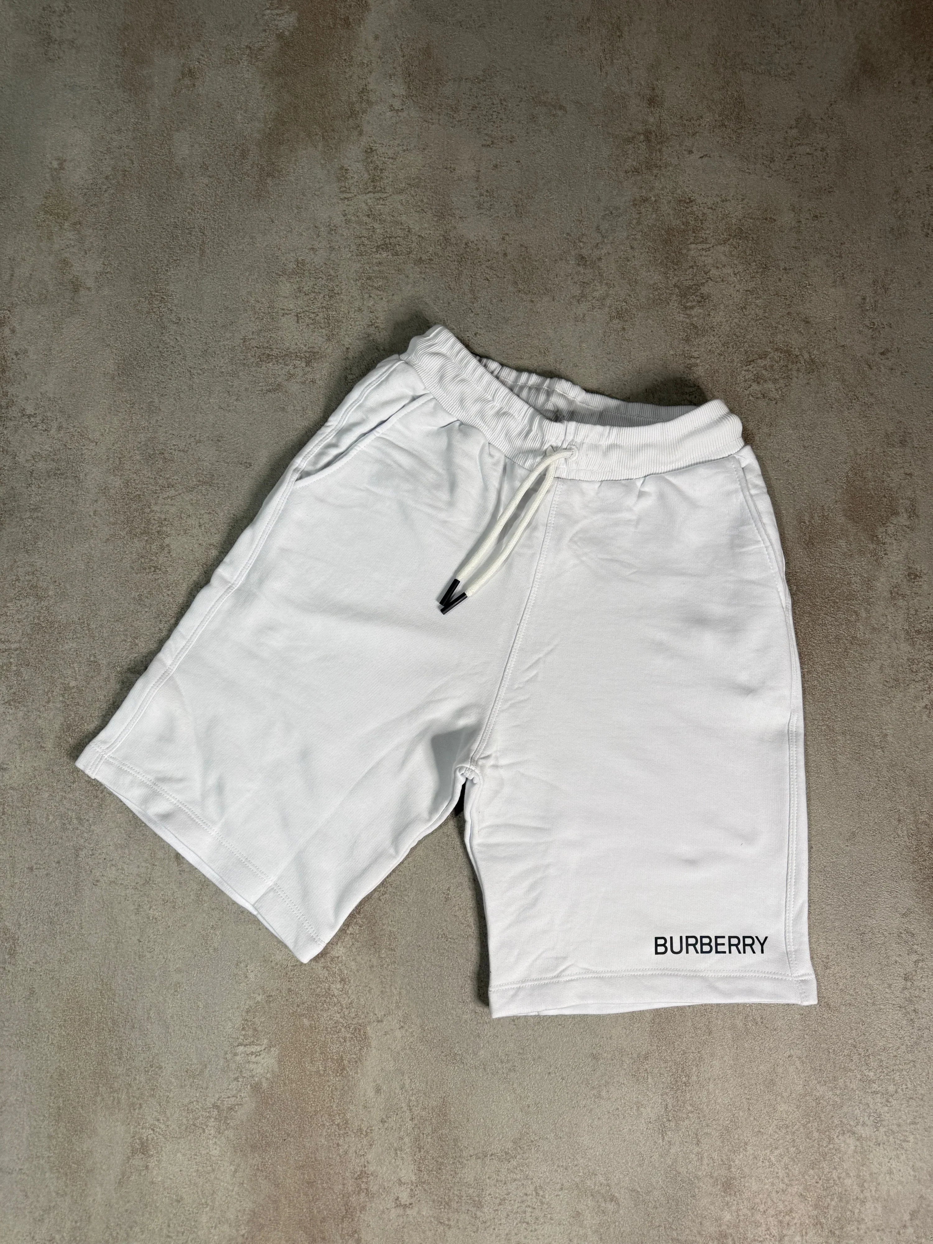 PANTALONES CORTOS BURBERR¥