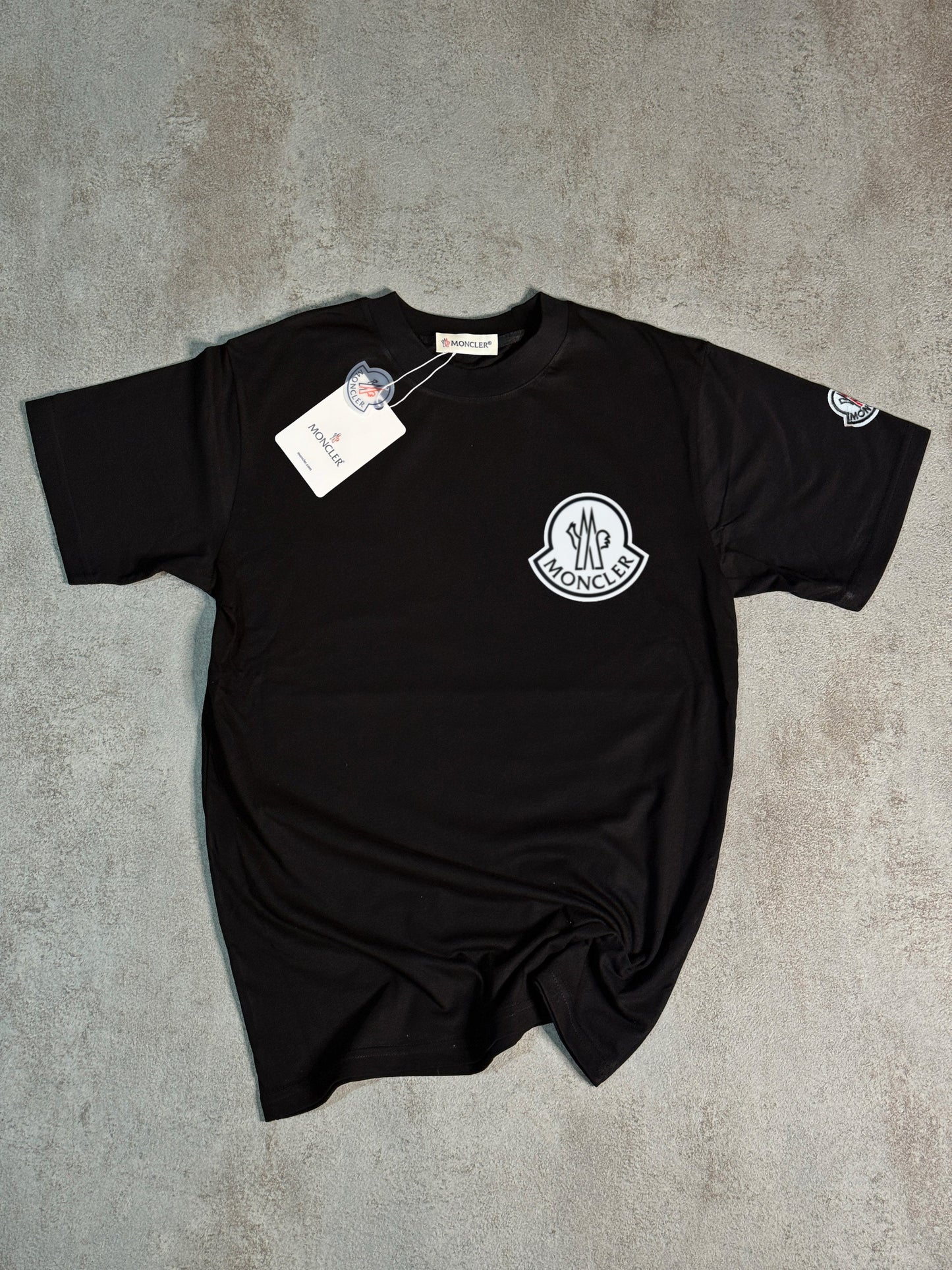 CAMISETA M0NCLER
