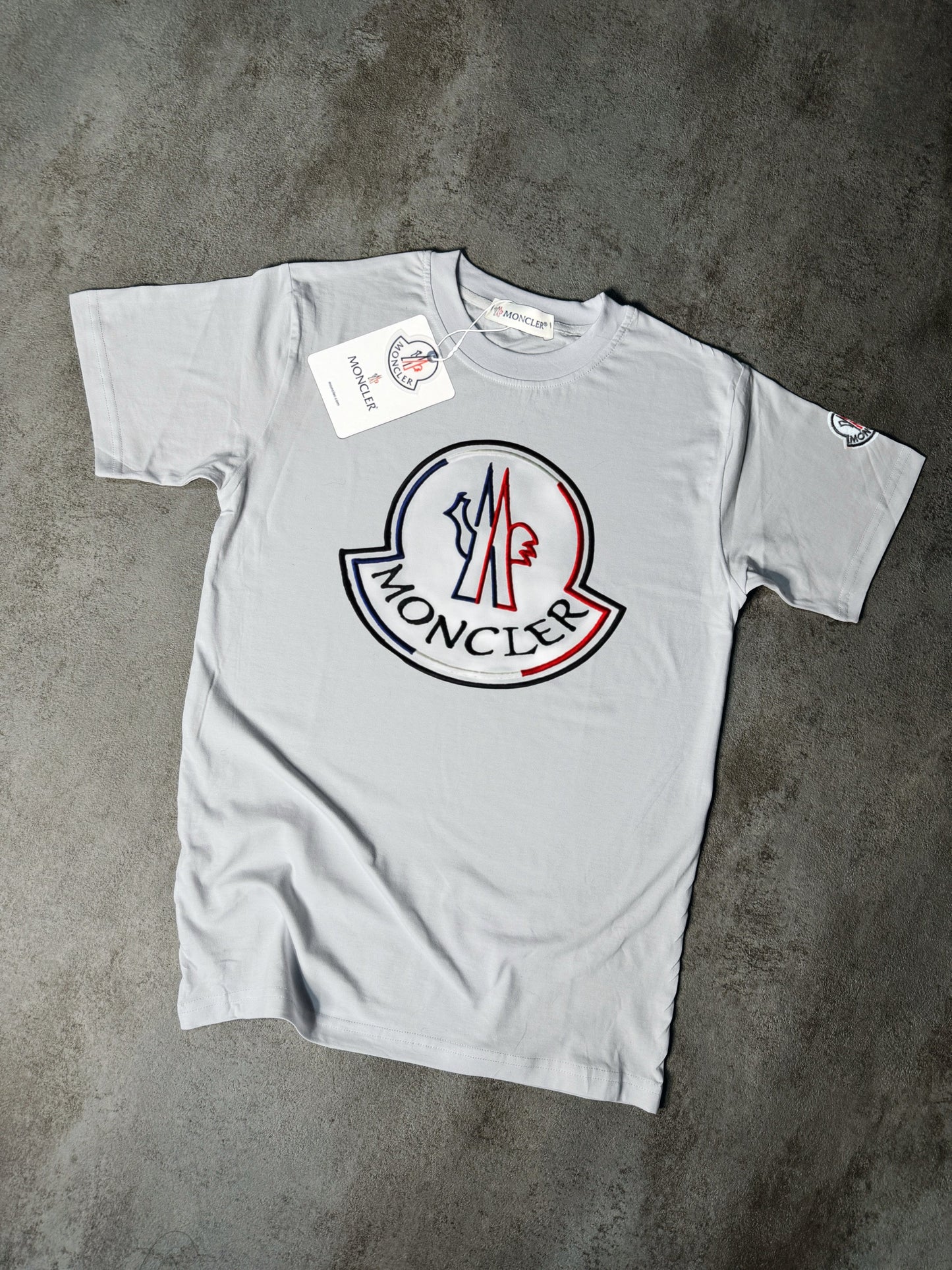 CAMISETA M0NCLER