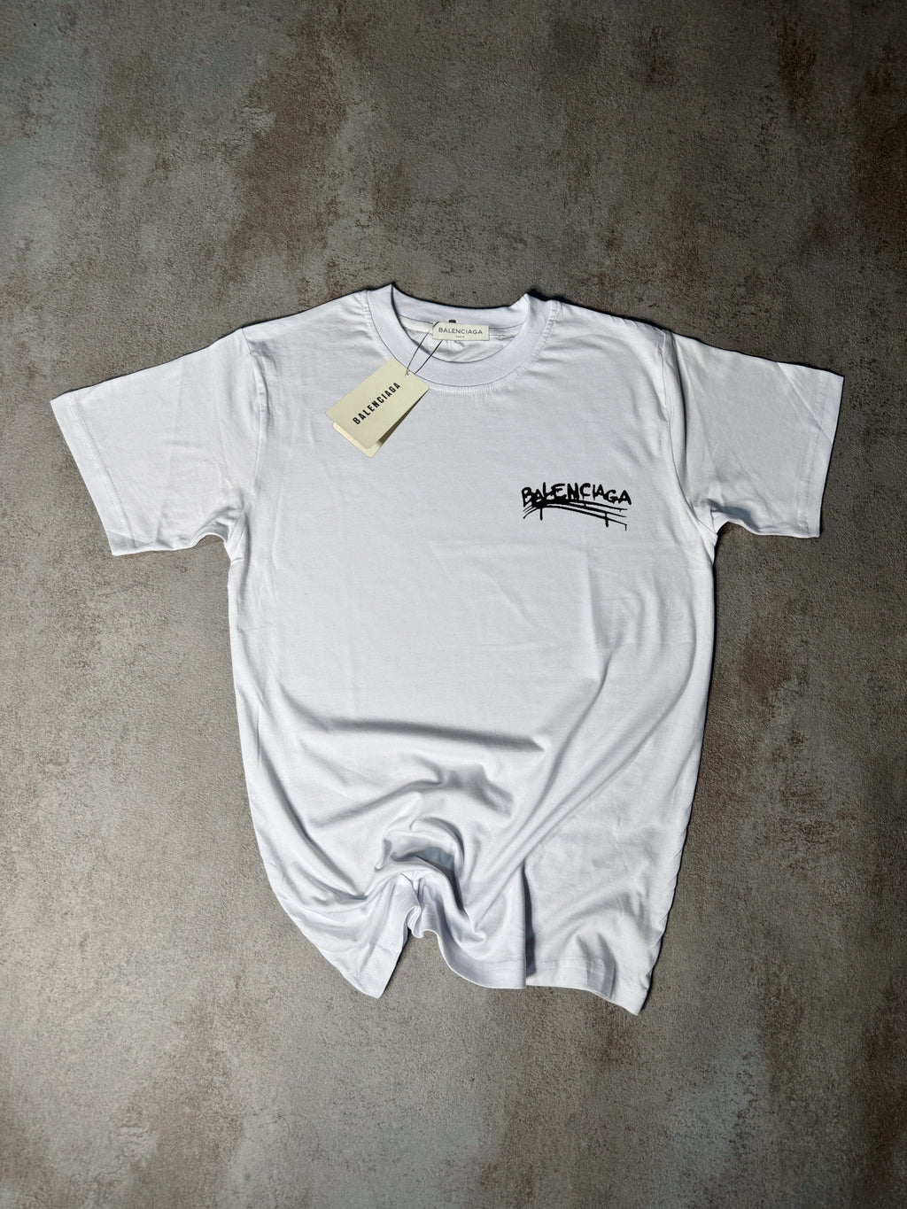 CAMISETA BALENCIAG4
