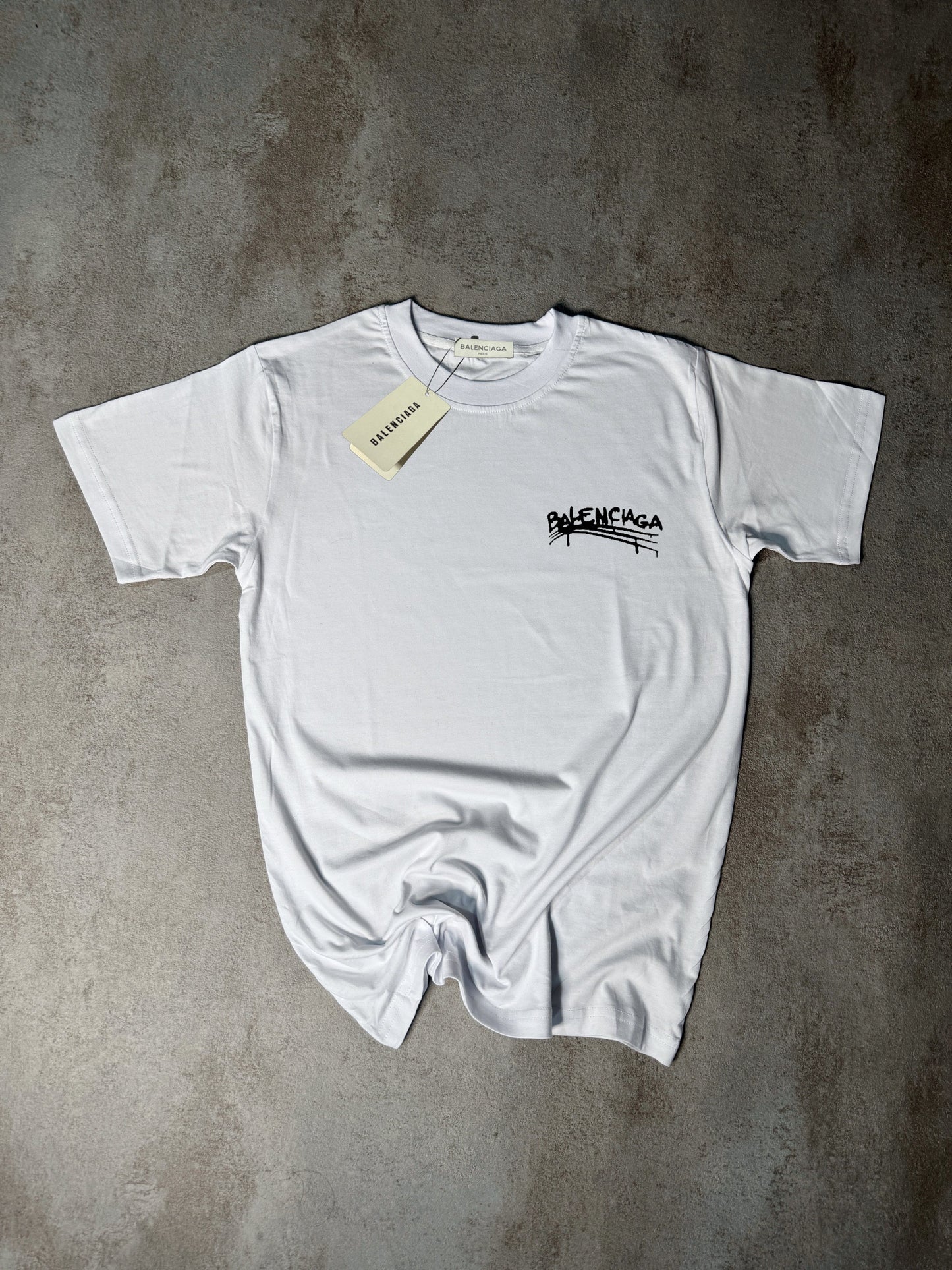CAMISETA BALENCIAG4
