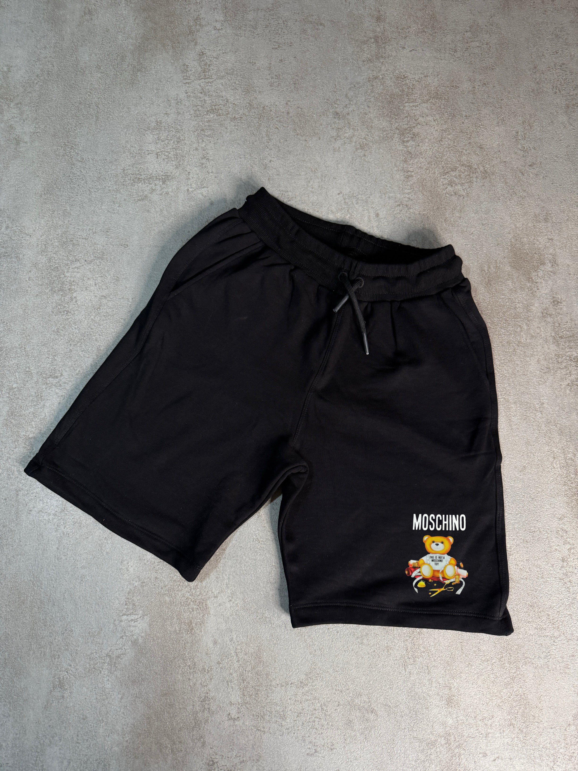 PANTALONES CORTOS MOSCHIN0