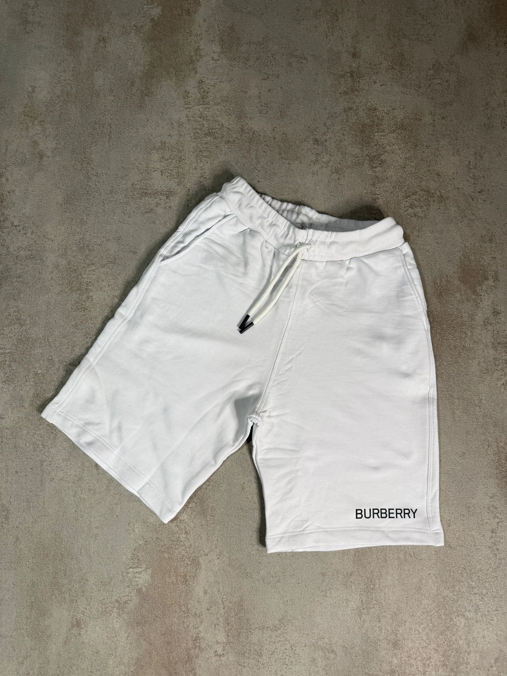 PANTALONES CORTOS BURBERR¥