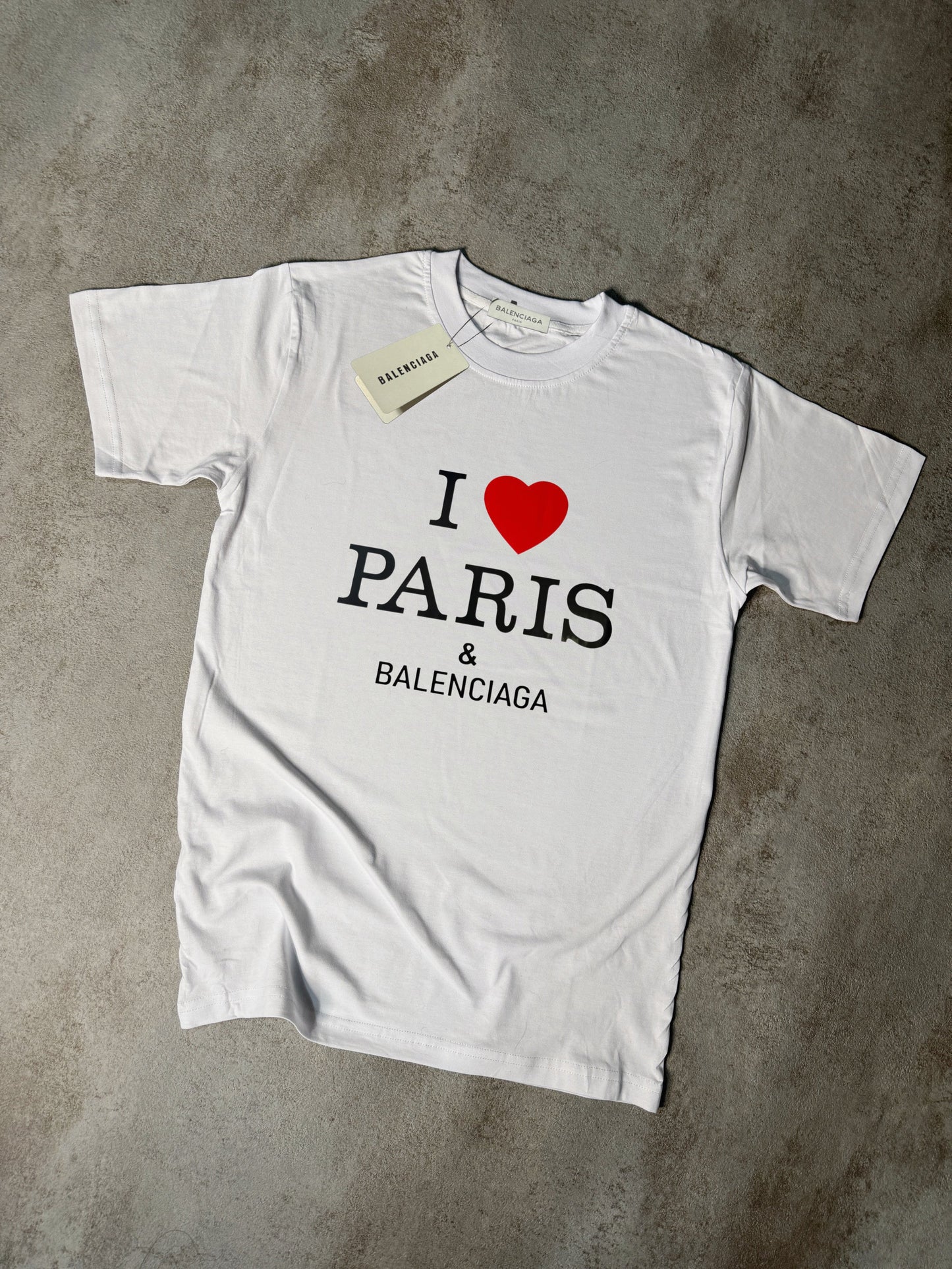 CAMISETA BALENCIAG4