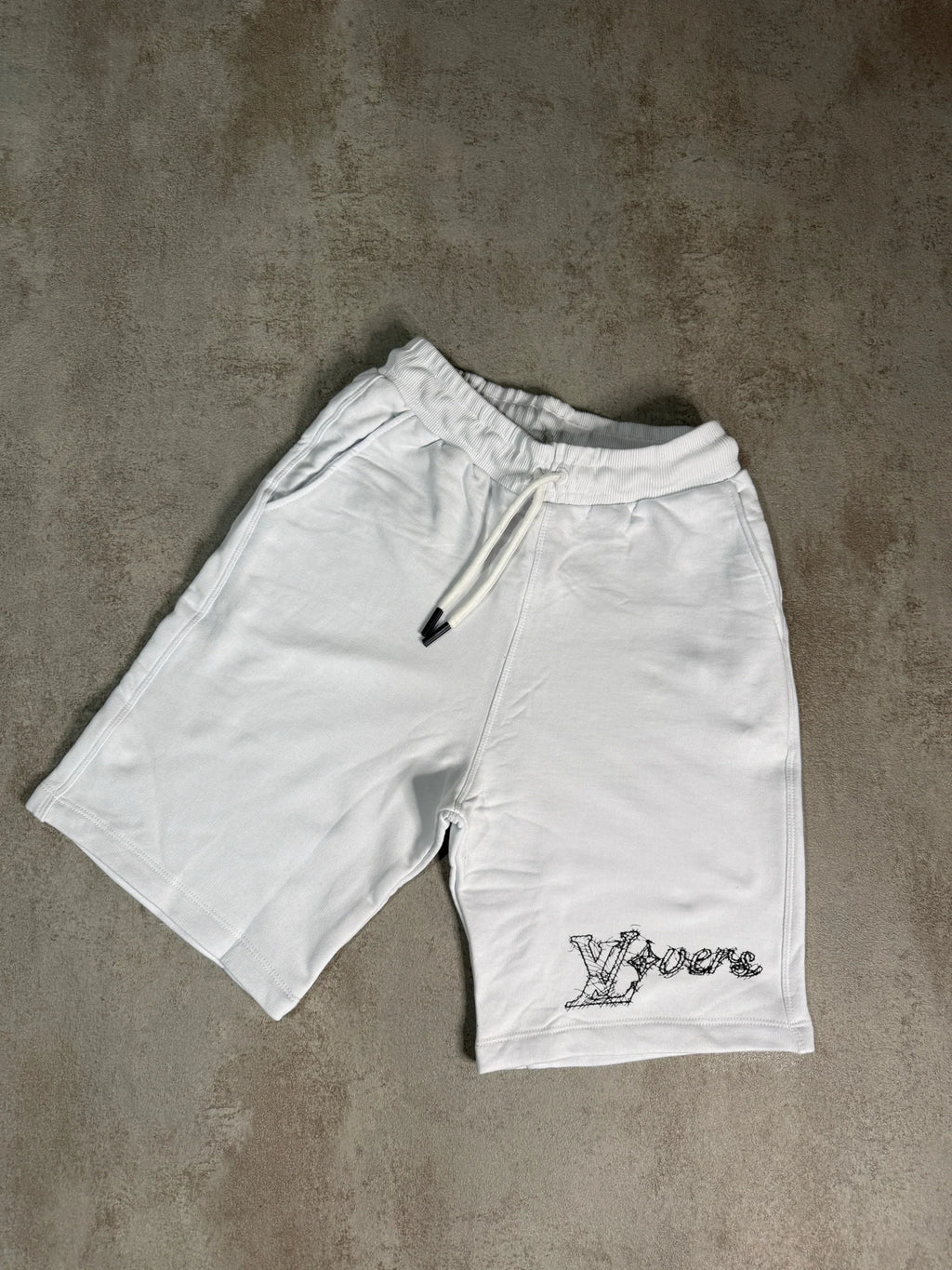 PANTALONES CORTOS LV