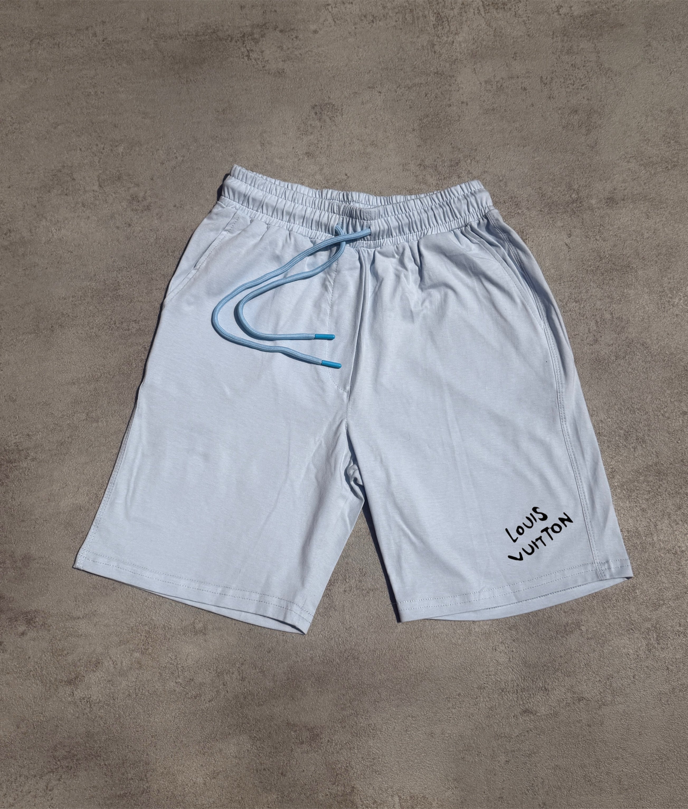 PANTALONES CORTOS LV