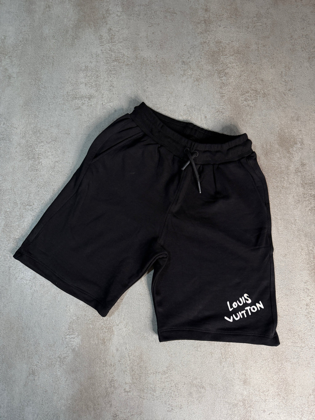 PANTALONES CORTOS LV