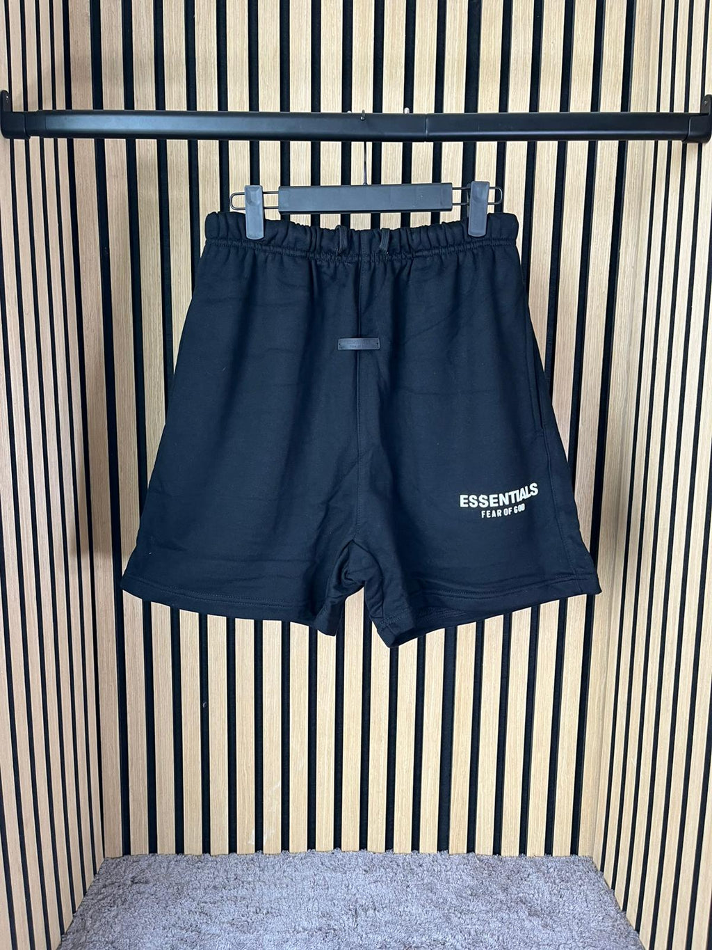 PANTALONES CORTOS ESSENTIAL$