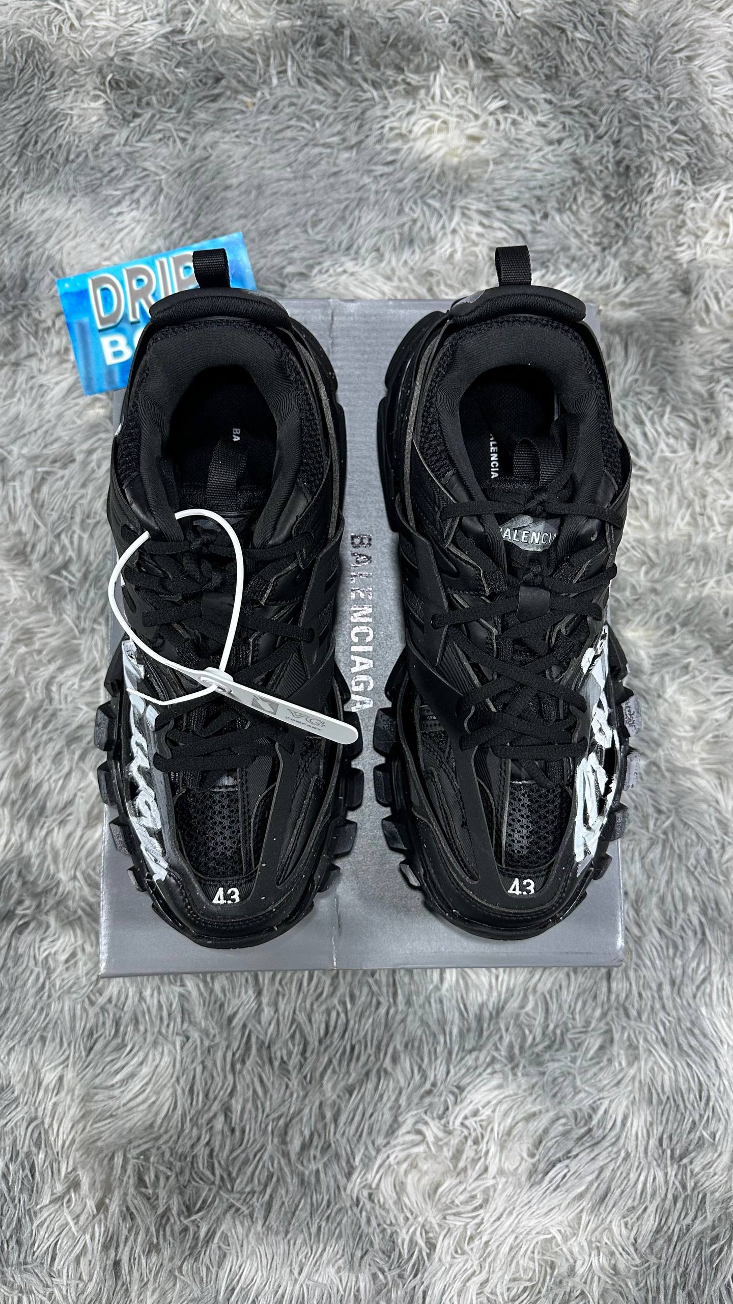 BALENCIAG4 TRACK