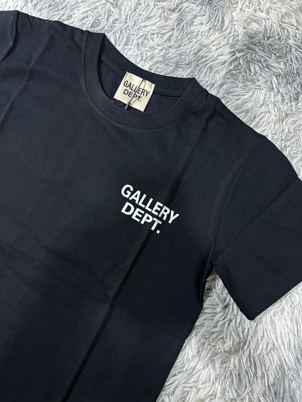 CAMISETA GALLERY DE₽T